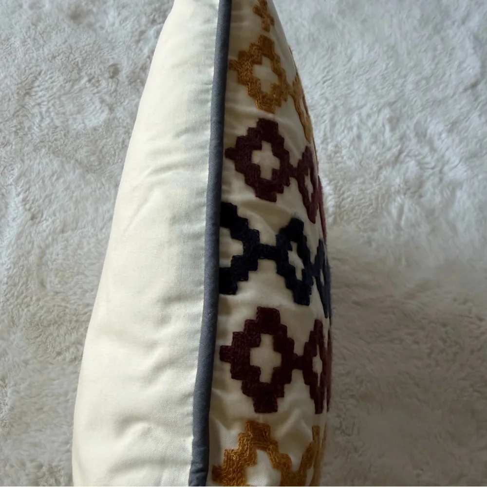 New Pendleton Cotton Lumbar Pillow 16”x12” Embroidered Geometric Southwestern